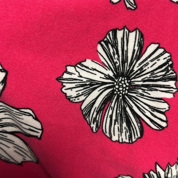 Eye Candy Pink Floral Leggings - Picture 6 of 6